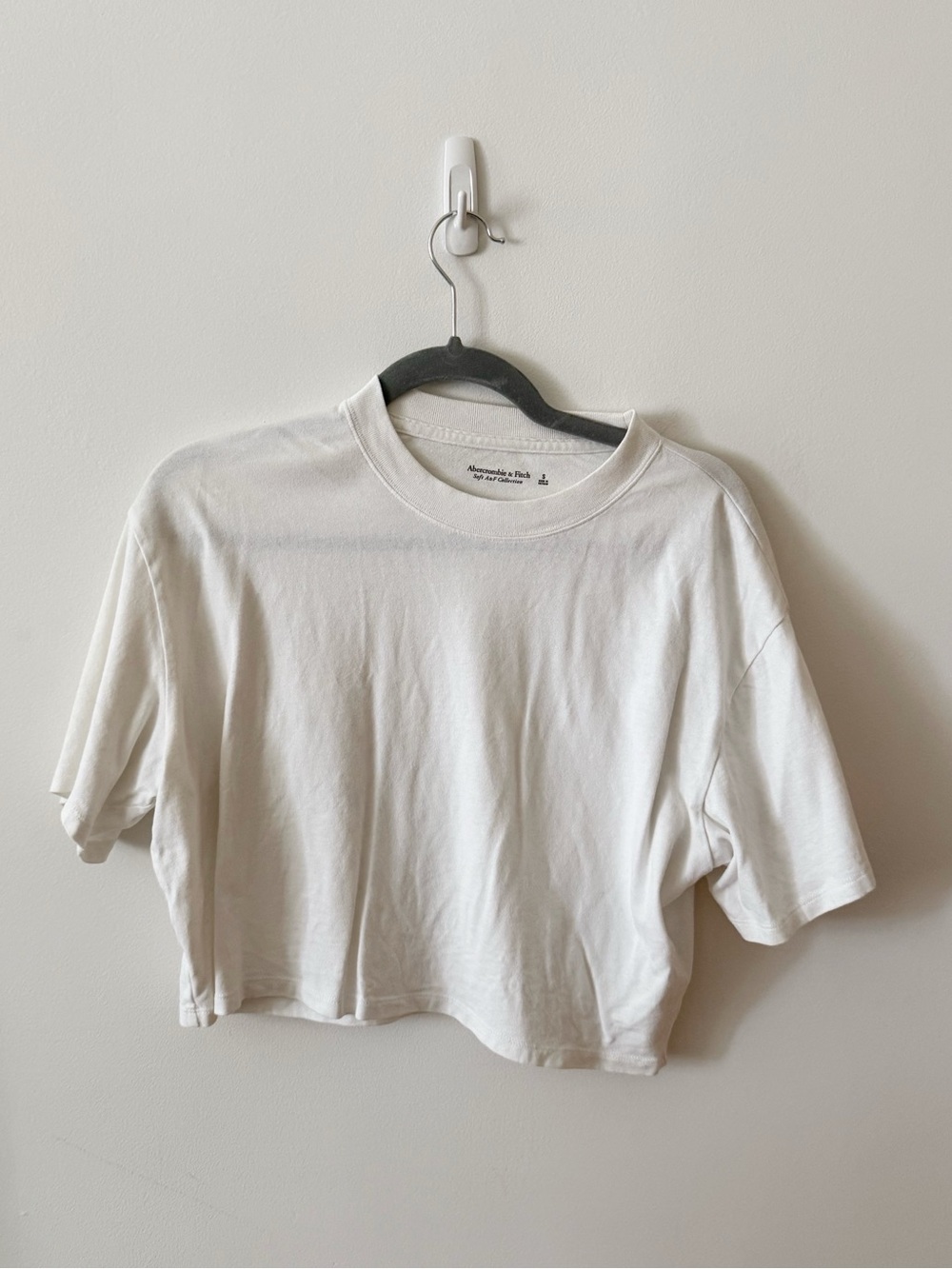 A&F White Cropped Tee